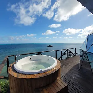 Homestay 321 Surprise House And Glamping 