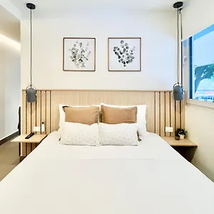 Apartment Reset & Cafe 